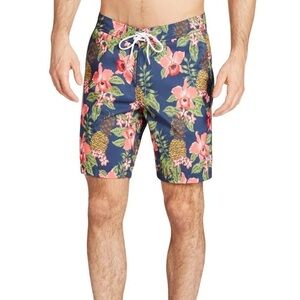 Bonobos Men’s size 32 The Banzai Trunk 9” Pineapple Floral swim shorts
